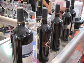 南博會(huì)5號(hào)館法國(guó)展區(qū) 法國(guó)紅酒飄香四溢